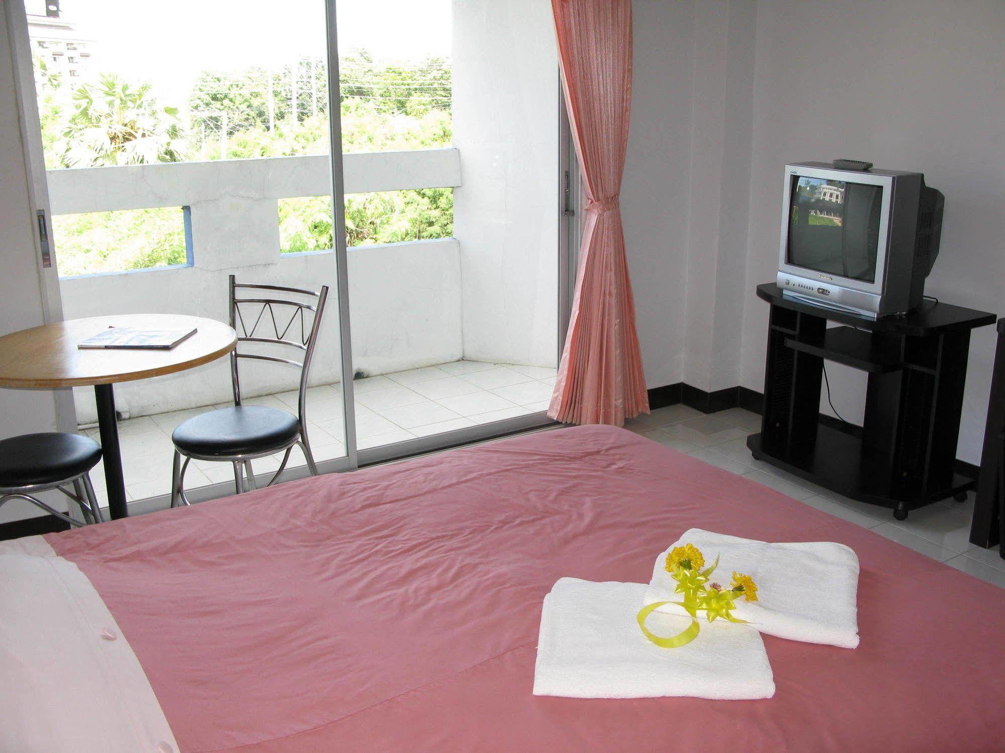 Paramita Pattaya Exterior photo